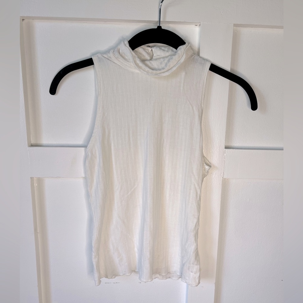 Sadie & Sage women’s XS white sleeveless ribbed blouse small turtle neck fitted